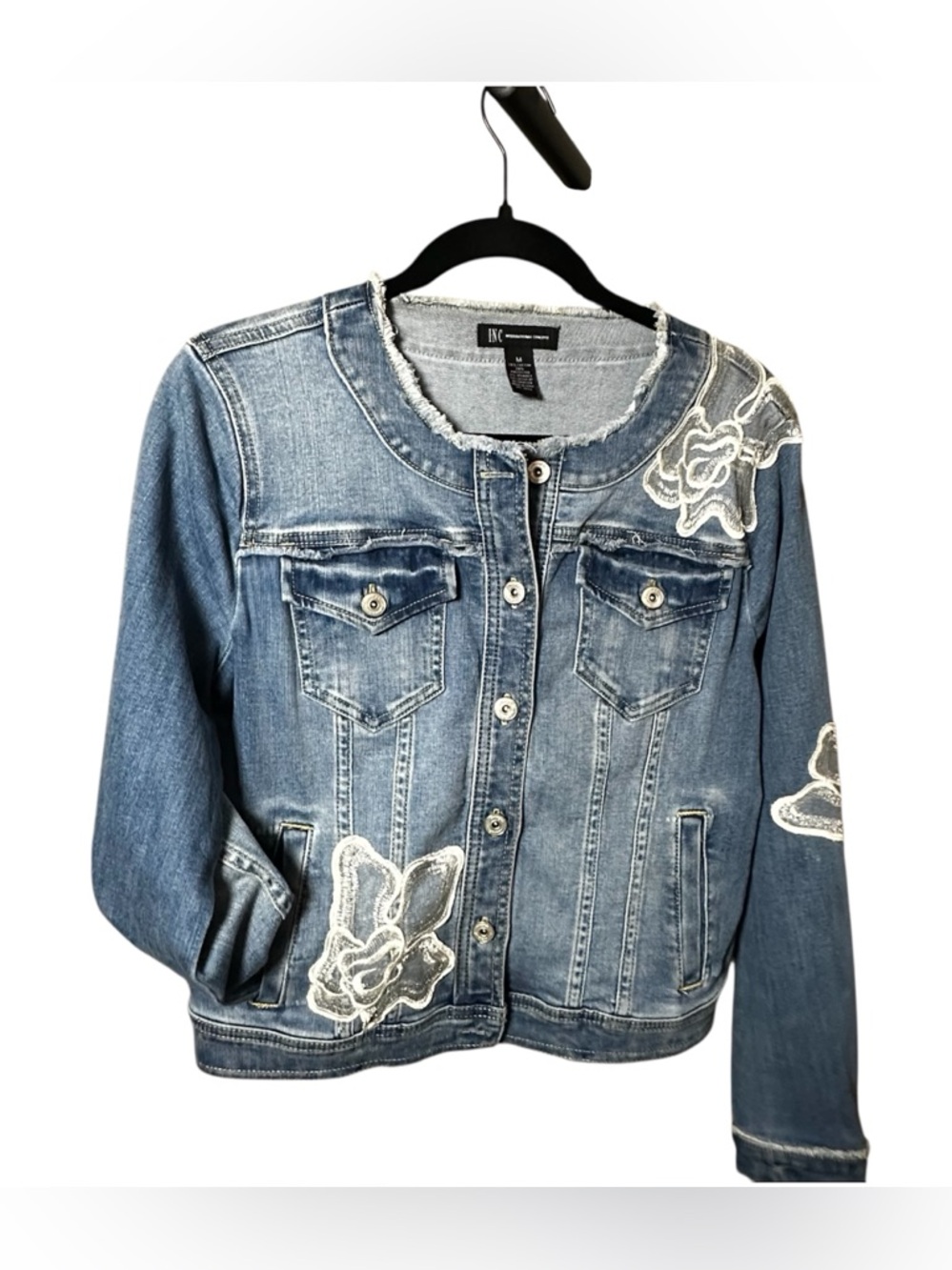 Floral Embroider Appliquéd Distressed Cropped Frayed Rounded Collar Jean Jacket